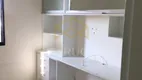 Foto 17 de Apartamento com 3 Quartos para alugar, 80m² em Jardim do Lago, Campinas