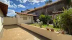 Foto 6 de Casa com 3 Quartos à venda, 242m² em Cidade Jardim, Uberlândia