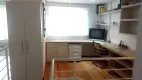 Foto 10 de Apartamento com 2 Quartos à venda, 53m² em Rio Branco, Porto Alegre