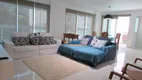 Foto 2 de Apartamento com 3 Quartos à venda, 175m² em Praia das Pitangueiras, Guarujá