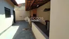 Foto 9 de Casa com 3 Quartos à venda, 170m² em Cidade Jardim, Uberlândia