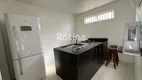 Foto 6 de Casa com 4 Quartos à venda, 140m² em Fundinho, Uberlândia