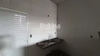 Foto 6 de Galpão/Depósito/Armazém para alugar, 210m² em Loteamento Residencial Pequis, Uberlândia
