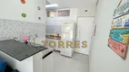 Foto 9 de Apartamento com 2 Quartos à venda, 60m² em Praia das Pitangueiras, Guarujá