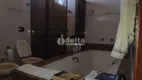 Foto 19 de Casa com 5 Quartos à venda, 316m² em Saraiva, Uberlândia