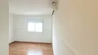 Foto 19 de Apartamento com 4 Quartos para alugar, 143m² em Moema, São Paulo