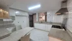 Foto 9 de Casa com 5 Quartos para alugar, 300m² em Setor Bueno, Goiânia
