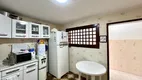 Foto 6 de Casa com 3 Quartos à venda, 300m² em Candelária, Natal