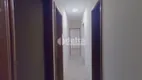 Foto 6 de Casa com 5 Quartos à venda, 215m² em Planalto, Uberlândia