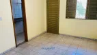 Foto 3 de Casa com 4 Quartos para alugar, 160m² em Jardim América, Goiânia