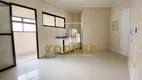 Foto 4 de Apartamento com 4 Quartos para alugar, 160m² em Praia das Pitangueiras, Guarujá