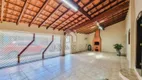 Foto 2 de Casa com 4 Quartos à venda, 210m² em Vila Zezé, Jacareí