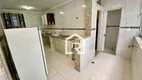 Foto 22 de Apartamento com 3 Quartos à venda, 90m² em Pitangueiras, Guarujá