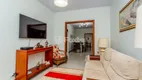 Foto 5 de Casa com 4 Quartos à venda, 155m² em Passo da Areia, Porto Alegre