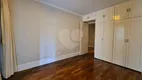 Foto 12 de Apartamento com 3 Quartos à venda, 200m² em Itaim Bibi, São Paulo