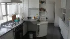 Foto 19 de Apartamento com 3 Quartos à venda, 170m² em Higienópolis, São Paulo