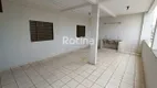 Foto 18 de Apartamento com 3 Quartos para alugar, 240m² em Granada, Uberlândia