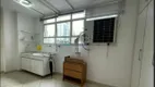 Foto 8 de Apartamento com 3 Quartos à venda, 200m² em Itaim Bibi, São Paulo
