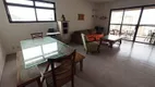 Foto 2 de Apartamento com 4 Quartos à venda, 200m² em Praia das Pitangueiras, Guarujá