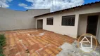 Foto 2 de Casa com 3 Quartos à venda, 200m² em Conjunto Habitacional Violim, Londrina