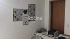 Foto 15 de Casa com 4 Quartos à venda, 340m² em Umuarama, Uberlândia