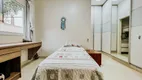 Foto 9 de Casa de Condomínio com 4 Quartos à venda, 255m² em Barcelona, Uberlândia