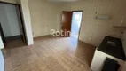 Foto 4 de Apartamento com 3 Quartos para alugar, 70m² em Daniel Fonseca, Uberlândia