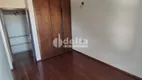 Foto 11 de Casa com 4 Quartos à venda, 300m² em Fundinho, Uberlândia