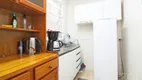 Foto 16 de Casa com 3 Quartos à venda, 259m² em Rio Branco, Porto Alegre