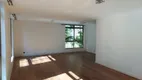 Foto 2 de Apartamento com 3 Quartos para alugar, 190m² em Jardim Europa, São Paulo