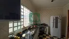 Foto 3 de Casa com 3 Quartos para alugar, 200m² em Vigilato Pereira, Uberlândia