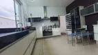 Foto 7 de Casa com 3 Quartos à venda, 271m² em Vigilato Pereira, Uberlândia