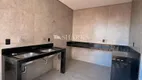 Foto 9 de Casa de Condomínio com 4 Quartos à venda, 585m² em Residencial Alphaville, Goiânia
