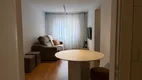 Foto 2 de Apartamento com 2 Quartos à venda, 57m² em Água Verde, Curitiba