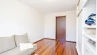 Foto 31 de Casa com 6 Quartos à venda, 211m² em Guabirotuba, Curitiba