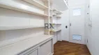 Foto 14 de Apartamento com 3 Quartos para alugar, 190m² em Higienópolis, São Paulo