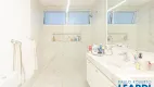 Foto 17 de Apartamento com 3 Quartos à venda, 240m² em Higienópolis, São Paulo