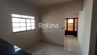 Foto 9 de Casa com 3 Quartos para alugar, 120m² em Fundinho, Uberlândia