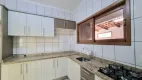 Foto 15 de Casa com 3 Quartos para alugar, 214m² em Espinheiros, Joinville
