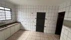 Foto 14 de Casa com 4 Quartos para alugar, 220m² em Santa Fé, Campo Grande