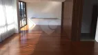 Foto 2 de Apartamento com 3 Quartos para alugar, 230m² em Itaim Bibi, São Paulo