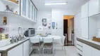 Foto 13 de Apartamento com 4 Quartos à venda, 180m² em Higienópolis, São Paulo