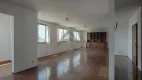 Foto 5 de Apartamento com 4 Quartos à venda, 240m² em Cambuí, Campinas