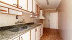 Foto 14 de Apartamento com 3 Quartos à venda, 101m² em Rio Branco, Porto Alegre