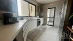Foto 19 de Apartamento com 3 Quartos à venda, 224m² em Vila Fujita, Londrina