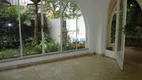 Foto 2 de Sobrado com 4 Quartos para alugar, 450m² em Jardim América, São Paulo