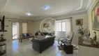 Foto 2 de Casa com 3 Quartos à venda, 242m² em Cidade Jardim, Uberlândia