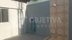 Foto 4 de Casa com 3 Quartos à venda, 100m² em Cidade Jardim, Uberlândia