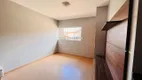 Foto 2 de Casa de Condomínio com 3 Quartos à venda, 87m² em Santiago, Londrina