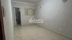 Foto 5 de Casa com 3 Quartos à venda, 350m² em Cidade Jardim, Uberlândia